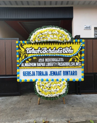 Papan Bunga Duka di Sungai Pangeran